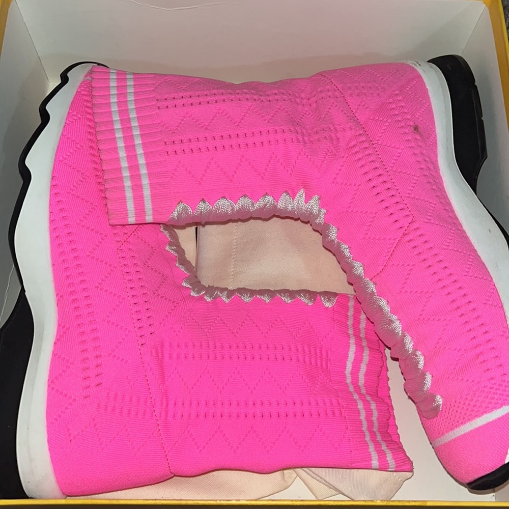 Fendi Pink Runners